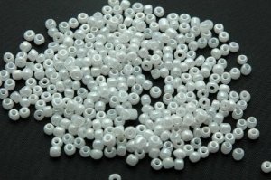 KORÁLKY 55 rôznych typov a farieb 10-500g