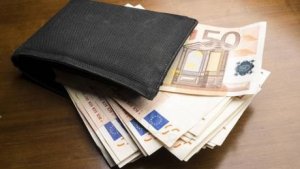 Pozrite sa na uver bez poplatku vopred