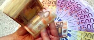 Ponuda kredita novca između Konkretno