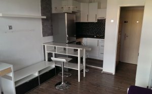 Zrekonštruovaná zariadená garzónka v Dúbravke na prenájom od 1.1.2019